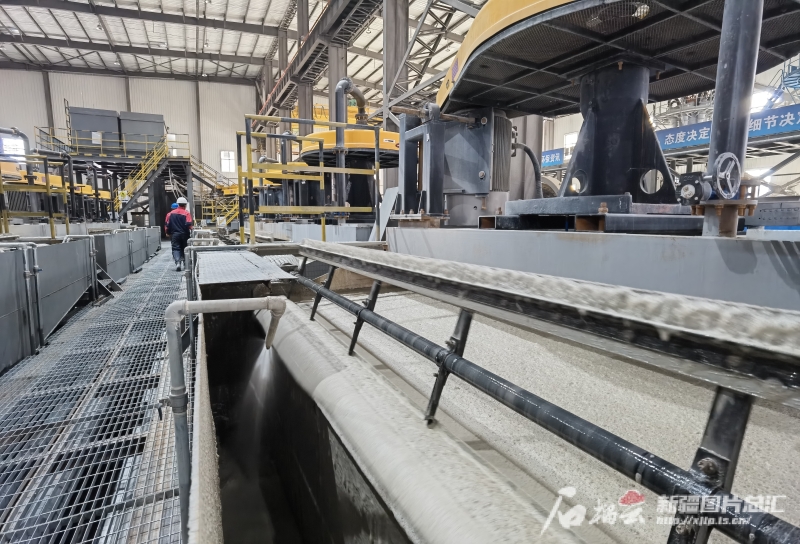 巴州:以工业突破带动经济高质量发展1.jpeg 巴州:以工业突破带动经济高质量发展1.jpeg